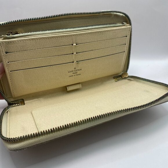 Louis Vuitton Azur Damier Long Zip Wallet - Picture 8 of 13